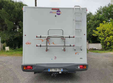 camping-car MOOVEO I 716  extérieur / arrière
