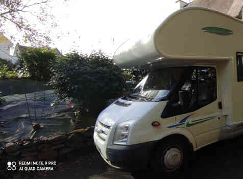 camping-car CHAUSSON WELCOME 28  extérieur / latéral gauche