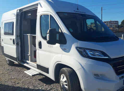 camping-car CHAUSSON TWIST V 594  extérieur / latéral droit