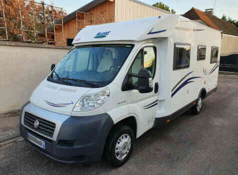 camping-car MC LOUIS MC2-63  extérieur / latéral gauche