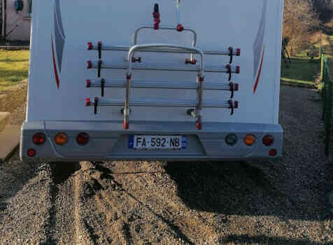 camping-car ROLLER TEAM KRONOS 263 TL  extérieur / arrière