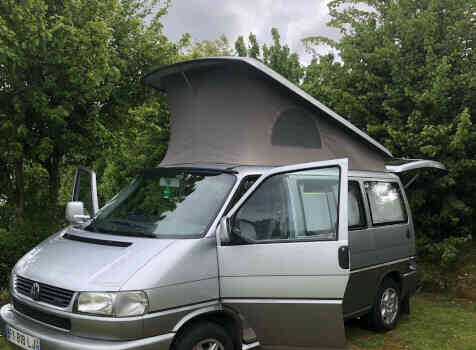 camping-car VOLKSWAGEN TRANSPORTER T4  extérieur / latéral gauche