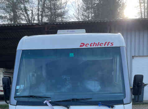 camping-car DETHLEFFS ADVANTAGE   extérieur / face avant