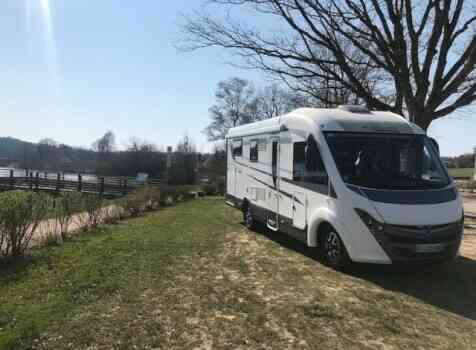 camping-car MOBILVETTA K-YACHT 85  extérieur / latéral droit