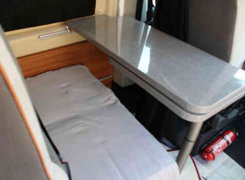 camping-car DETHELFFS   intérieur / coin salon