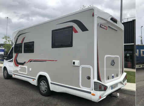 camping-car CHALLENGER 328 GRAPHITE PREMIUM 5*  extérieur / latéral droit