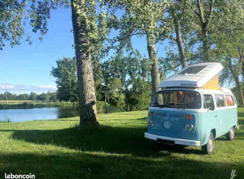 camping-car VOLKSWAGEN COMBI T2 WESTFALIA  extérieur / latéral gauche