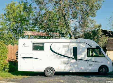camping-car MC LOUIS NEVIS 880G  extérieur / arrière