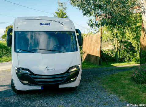 camping-car MC LOUIS NEVIS 880G  extérieur / face avant