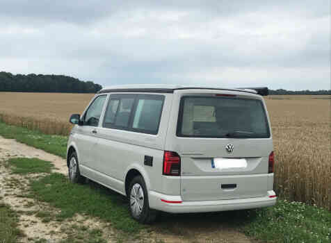 camping-car CALIFORNIA VOLKSWAGEN T6.1  extérieur / arrière