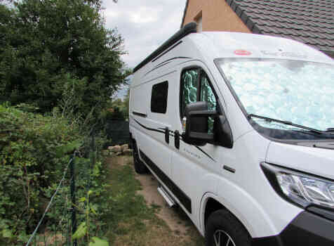 camping-car FONT VENDOME LEADER VAN DUO  extérieur / latéral gauche