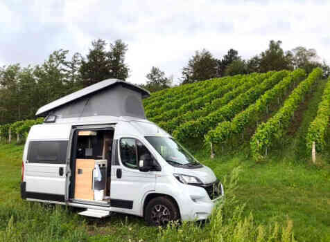 camping-car HYMER CAR   extérieur / face avant