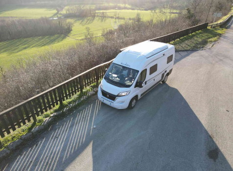 camping-car FONT VENDOME LEADER CAMP  extérieur / face avant