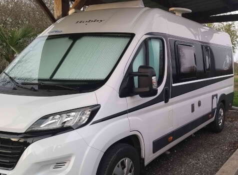 camping-car HOBBY VANTANA K 65  extérieur / latéral droit