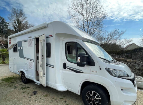 camping-car PILOTE P 726 FC EVIDENCE  extérieur / latéral droit