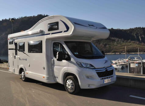 camping-car MC LOUIS GLAMYS 222  extérieur / face avant