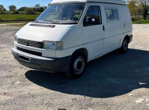 camping-car VOLKSWAGEN TRANSPORTER T4  extérieur / face avant