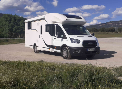 camping-car BENIMAR TESSORO 463 UP  extérieur / latéral gauche
