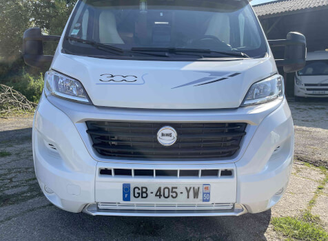 camping-car MC LOUIS MC4 381G  extérieur / face avant