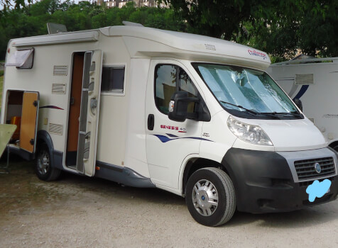 camping-car CHALLENGER GENESIS 40  extérieur / latéral droit