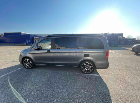 camping-car MARCO POLO  extérieur / latéral gauche