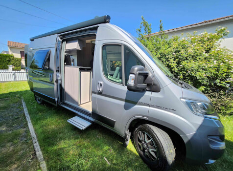 camping-car HOBBY VANTANA ON TOUR K 60 FT  extérieur / face avant