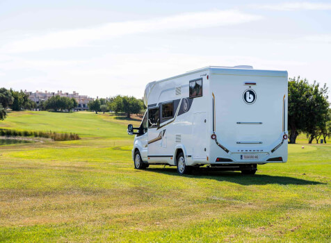 camping-car BENIMAR TESSORO 442  extérieur / latéral gauche
