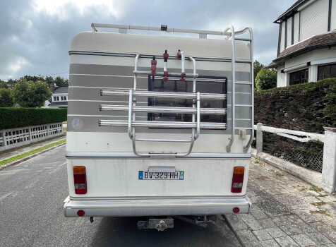 camping-car HYMER S555  extérieur / arrière