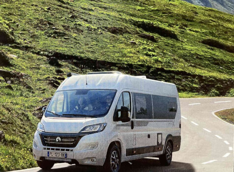 camping-car BAVARIA K 600 G SPECIAL EDITION   extérieur / face avant