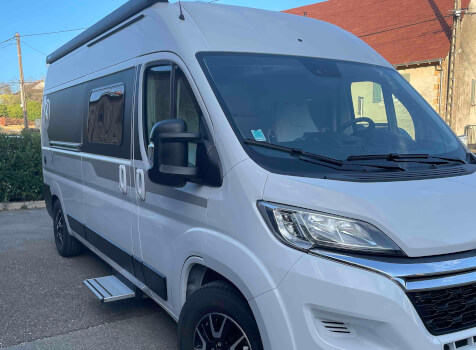 camping-car BAVARIA K 600 G SPECIAL EDITION   extérieur / latéral droit