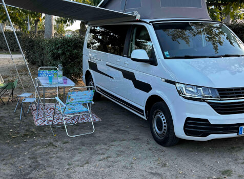 camping-car TRANSPORTER T6  extérieur / face avant