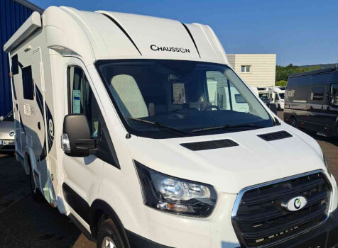 camping-car CHAUSSON  extérieur / latéral droit