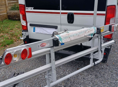 camping-car PILOTE V 630 J PREMIUM  extérieur / arrière