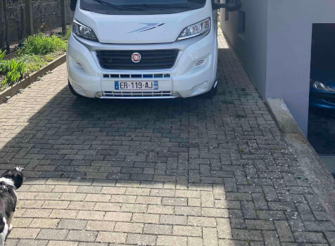 camping-car MC LOUIS MC4 79 G GOLD  extérieur / face avant