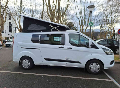 camping-car DREAMER COMPACT  extérieur / latéral gauche