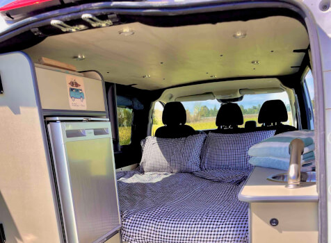 camping-car VITO 114 CDI  extérieur / arrière