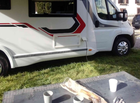 camping-car CHALLENGER C256 STAR EDITION  extérieur / latéral droit