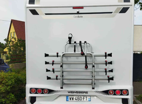 camping-car KNAUS WEINSBERS CARASUITE  extérieur / arrière