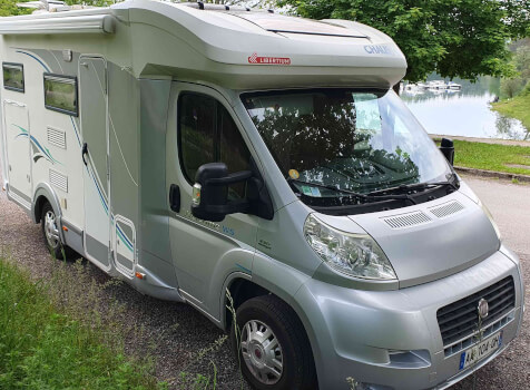camping-car CHAUSSON WELCOME WS  extérieur / latéral droit