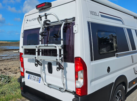 camping-car AUTOSTAR V 630 LJ DESIGN EDITION  extérieur / arrière