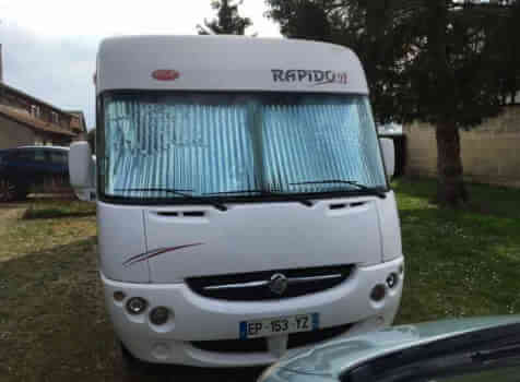 camping-car RAPIDO 9083 DF  extérieur / face avant