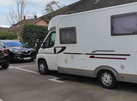 camping-car ADRIA SPORT 577 SC  extérieur / latéral gauche