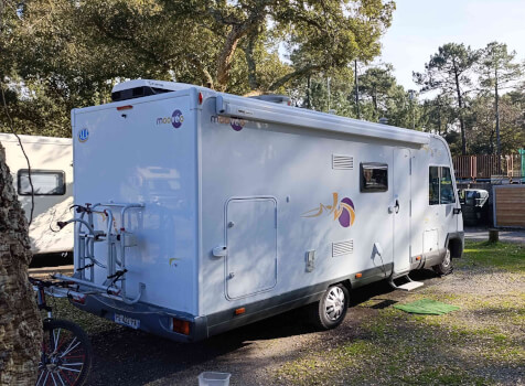 camping-car MOOVEO I716  extérieur / arrière