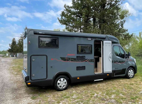 camping-car CHALLENGER S 217 ETAPE EDITION   extérieur / face avant