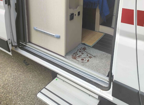 camping-car RIMOR HORUS 45  extérieur / face avant