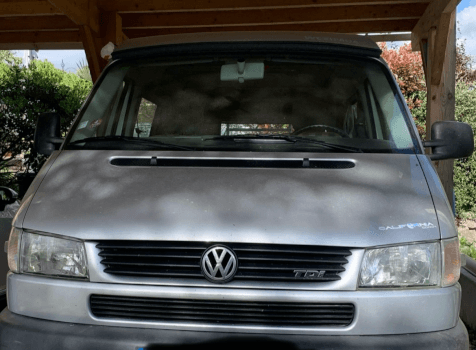 camping-car CALIFORNIA T4  extérieur / face avant