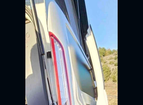 camping-car PANAMA VANS P54  extérieur / latéral gauche
