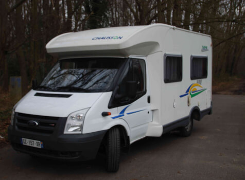 camping-car CHAUSSON FLASH 02  extérieur / latéral droit