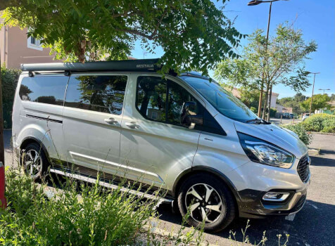 camping-car WESTFALIA NUGGET PLUS  extérieur / latéral droit