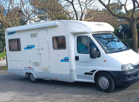 camping-car CI ELLIOT  extérieur / latéral droit